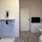 T&k - - 2 - Vollausgestattet