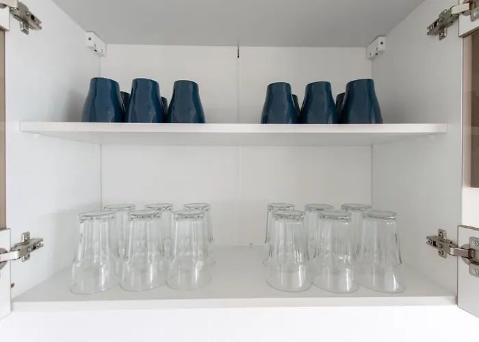 T&k - - 2 - Vollausgestattet